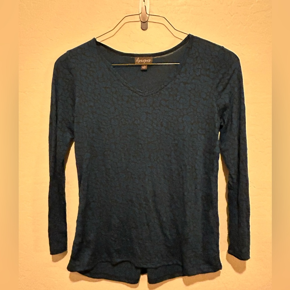 Apropos shirt. Turquoise and black size small